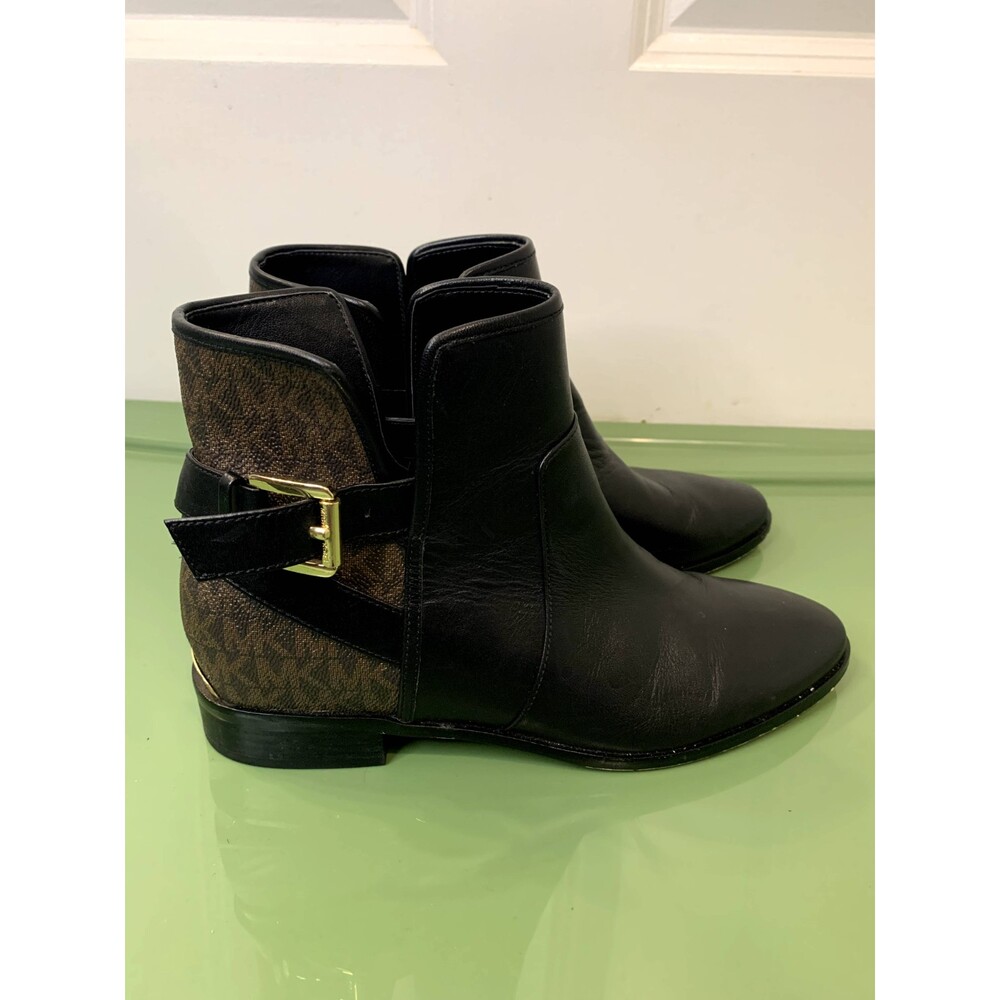 Michael Michael Kors Salem Leather & Canvas Buckle Ankle Booties Size 7.5M
